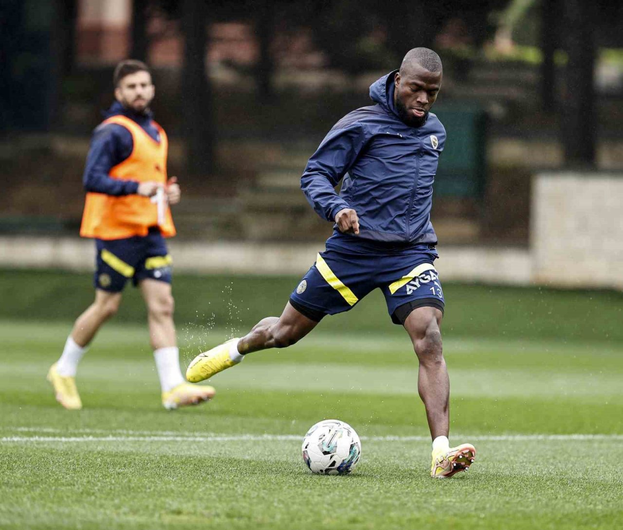 Fenerbahçe, Antalyaspor maçı hazırlıklarına devam etti