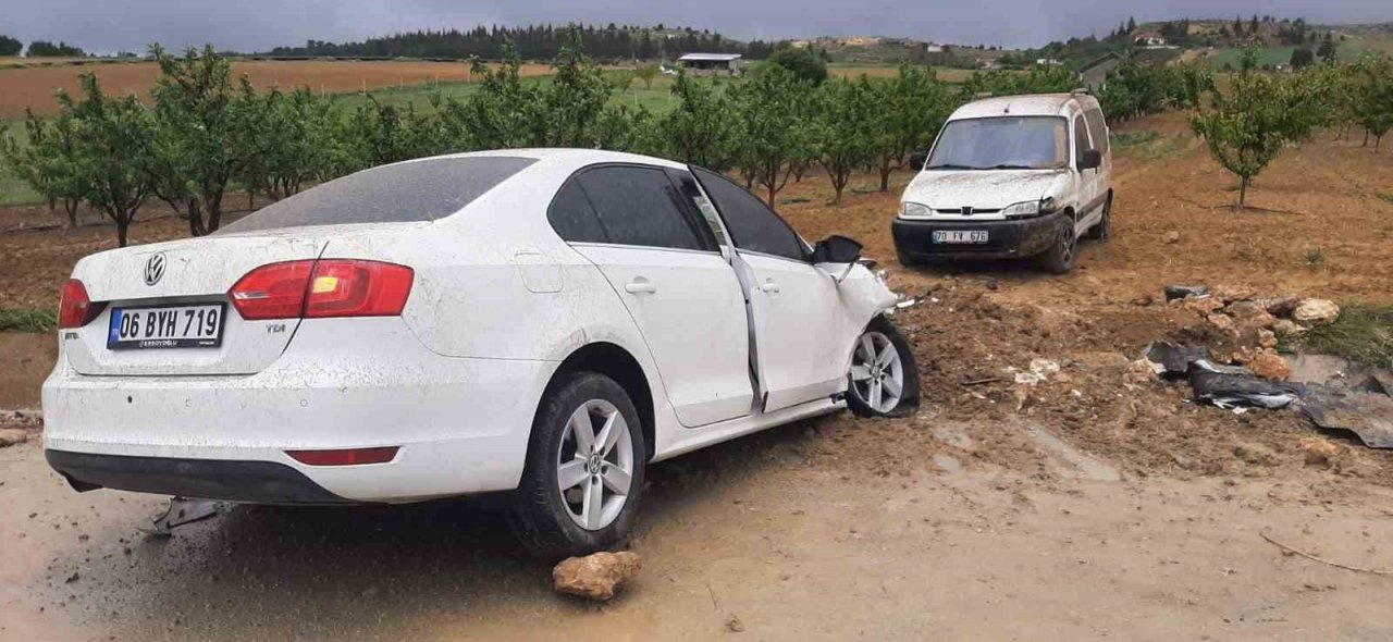 Karaman’da trafik kazası: 4 yaralı