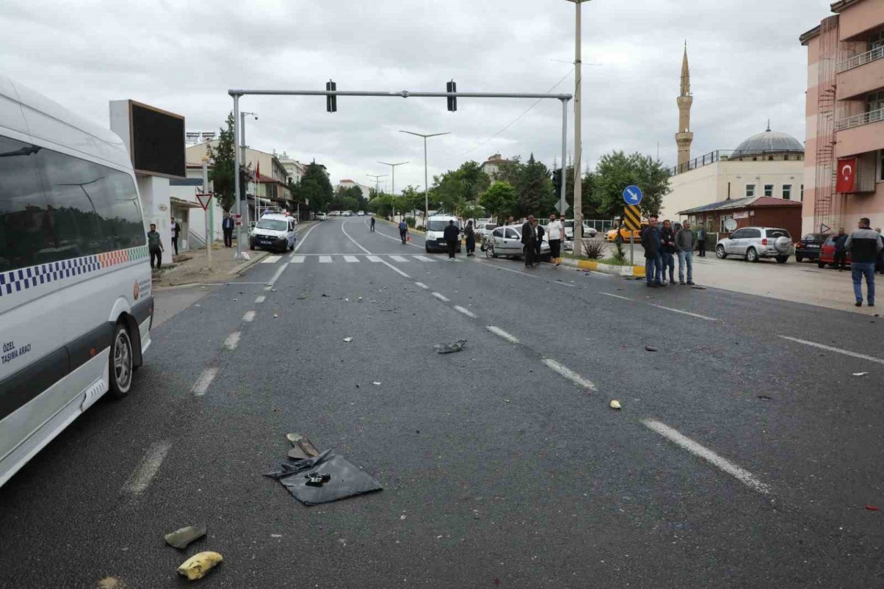 Malatya’da midibüs dehşeti: 7 yaralı