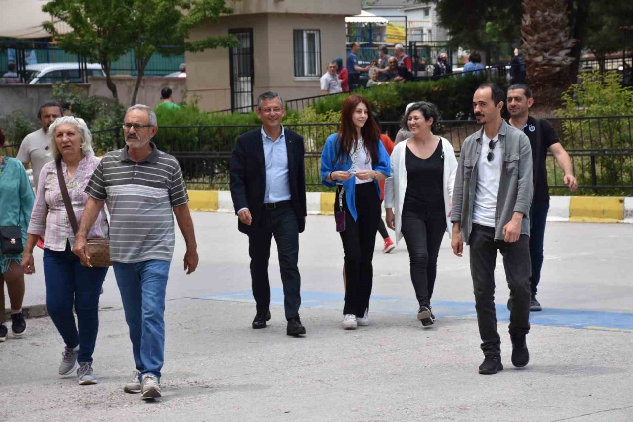 Manisalı vekiller sandık başına gitti