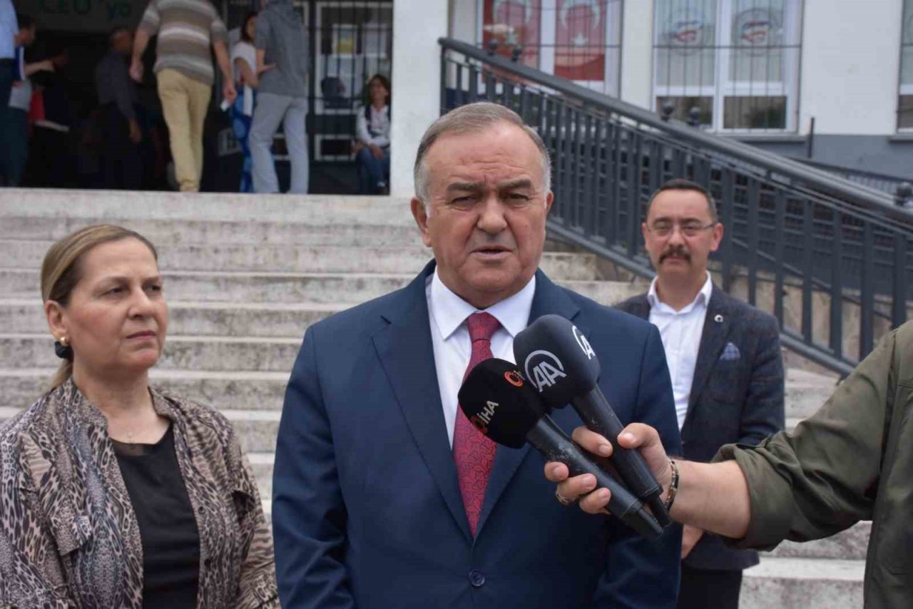 Manisalı vekiller sandık başına gitti