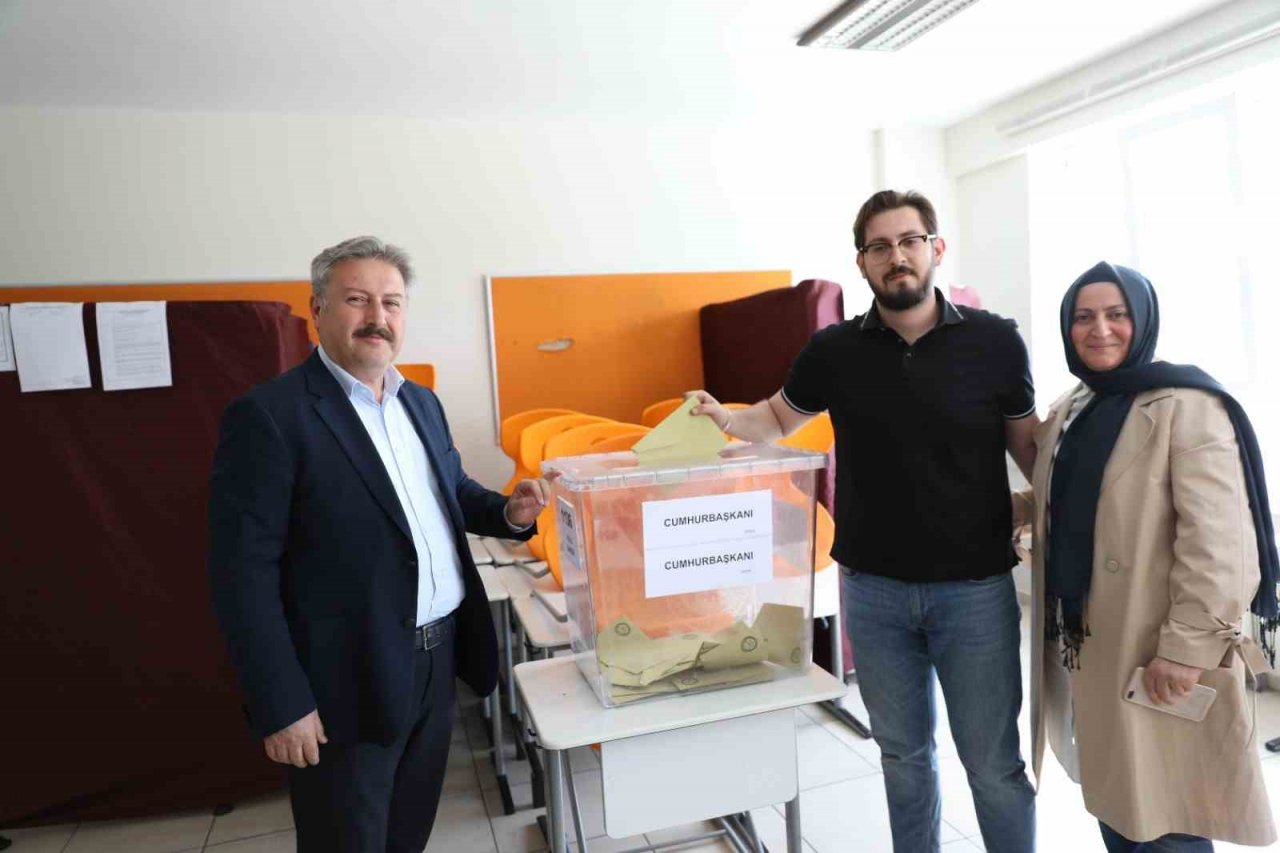 Başkan Palancıoğlu oyunu kullandı