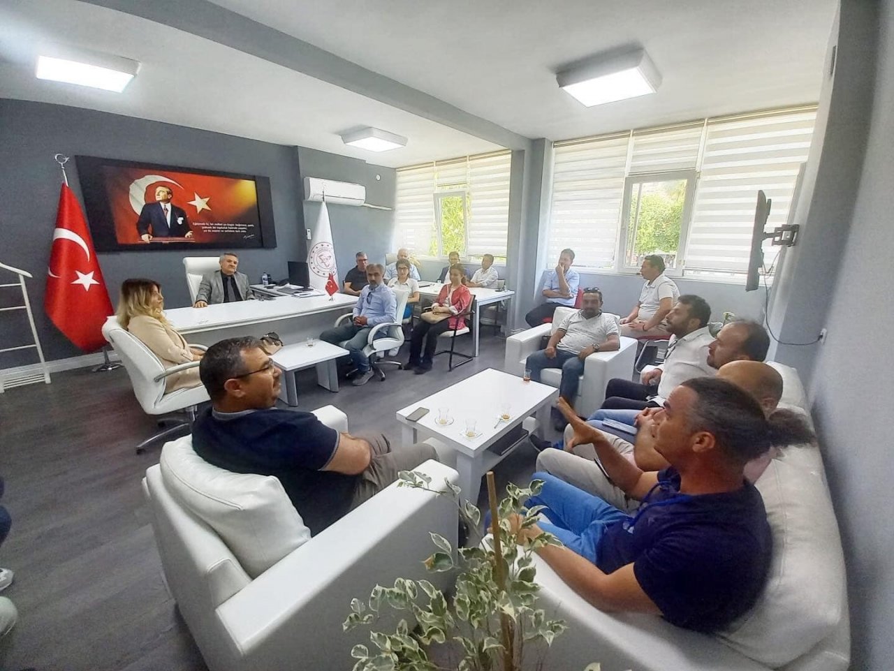 Fethiye’de Deprem bölgesindeki gönüllü öğretmenler unutulmadı