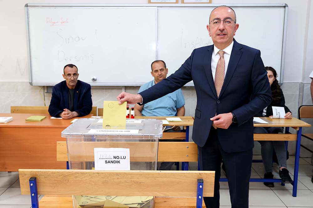 mustafa-kavus-oy6.jpg