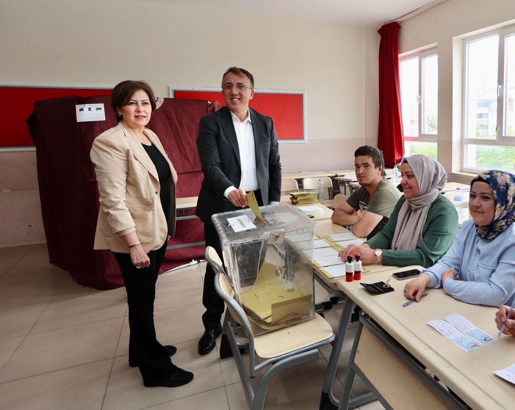 Başkan Savran, oyunu kullandı