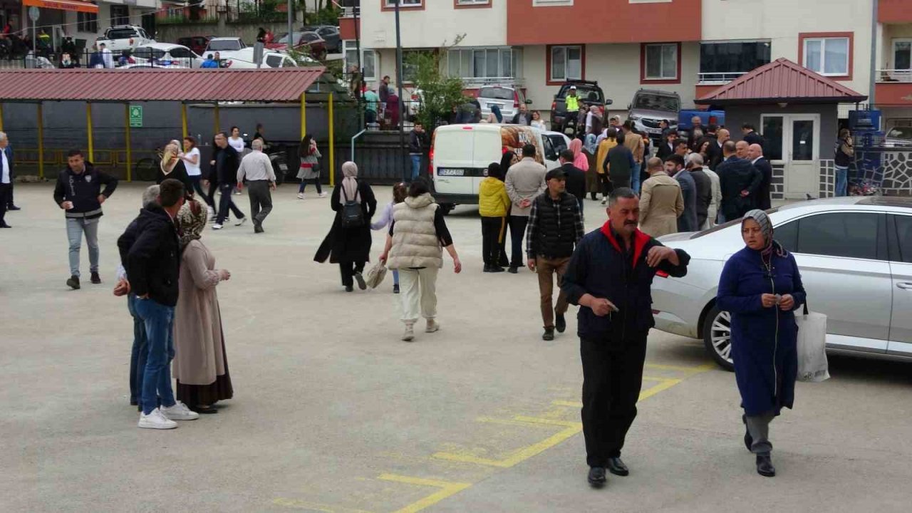 Bakan Özer oyunu Ordu’da kullandı