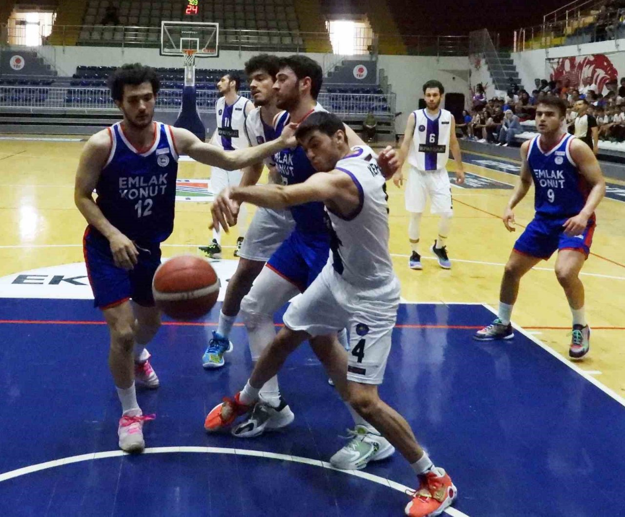 Kepez’de basketbol ateşi yanıyor