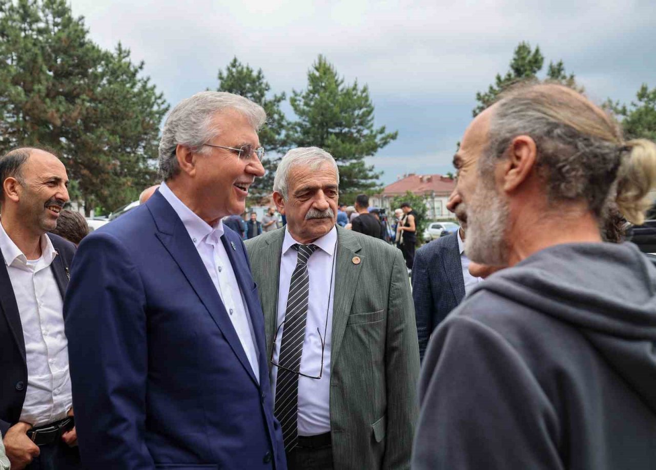 Başkan Yüce: “İnşallah bugün bayramı yaşayacağımıza inanıyorum”