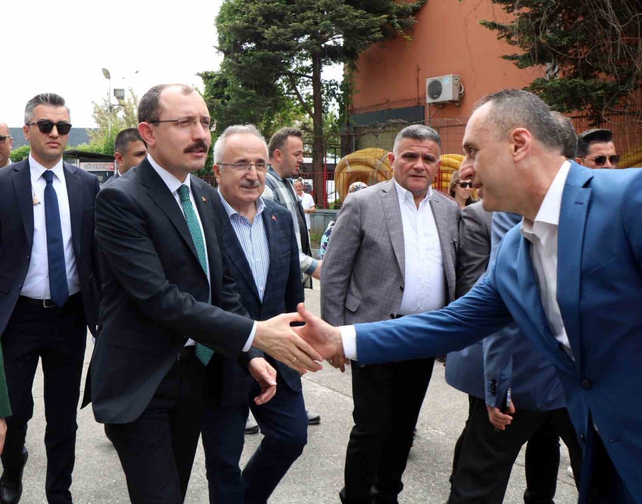 Bakan Muş: “Bu seçimin sonuçları ilk seçimlerden daha kısa sürede belli olur”