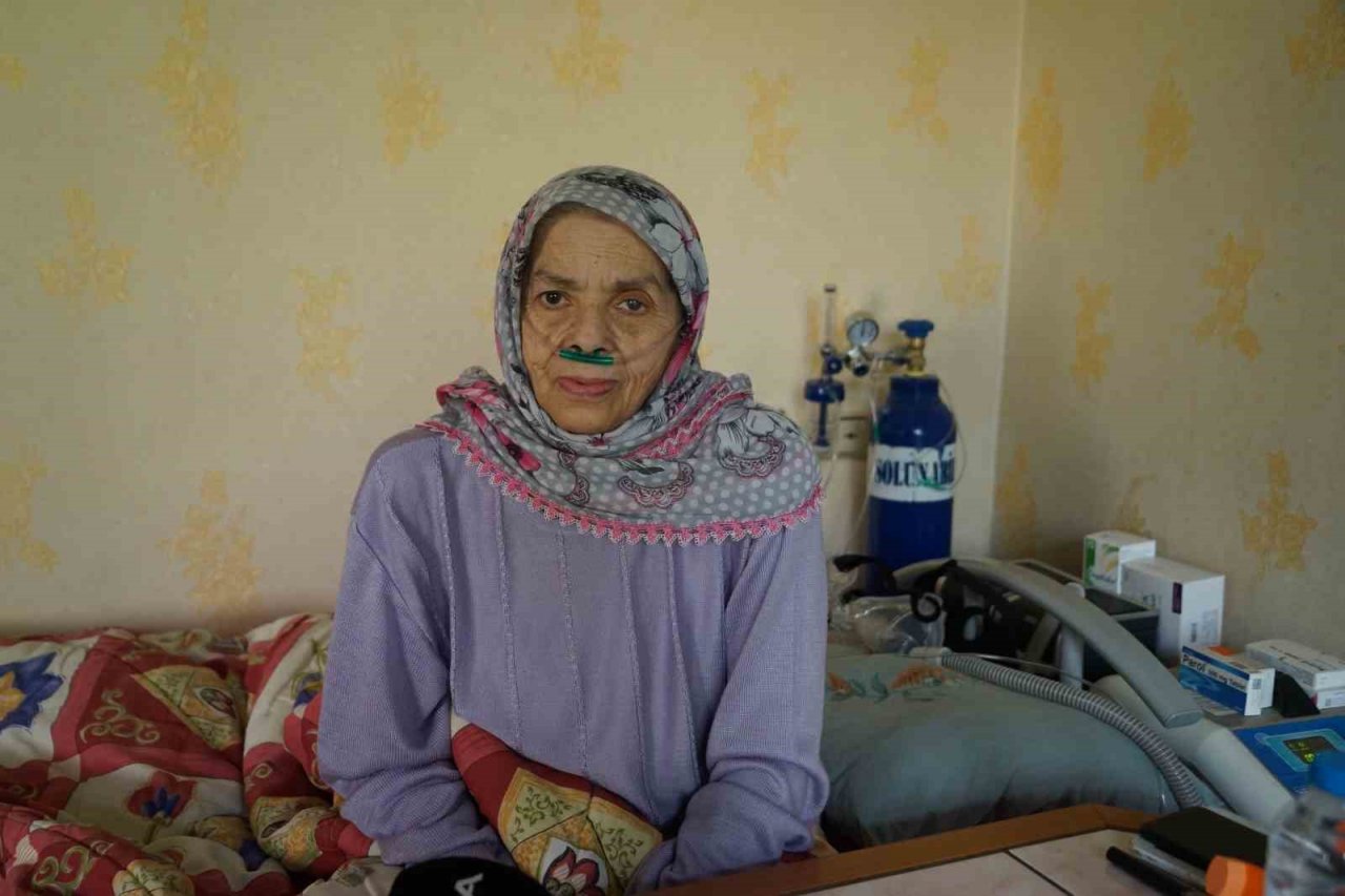 Seyyar sandıklar hasta ve engelli vatandaşların ayağına gitti