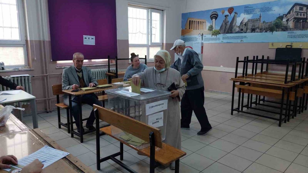 Tekirdağ’da oy verme işlemi başladı