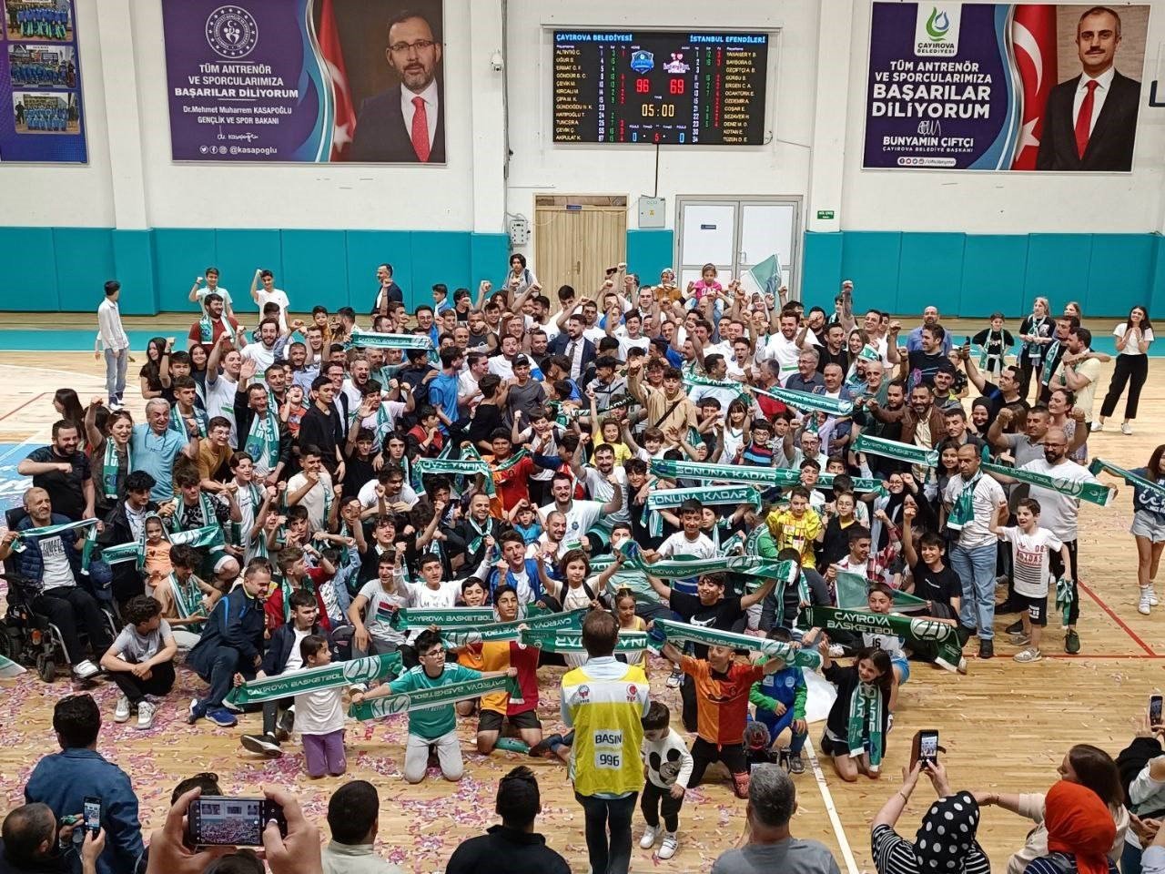 Çayırova Belediyesi, Türkiye Basketbol 1. Lig’ine yükselmeyi garantiledi