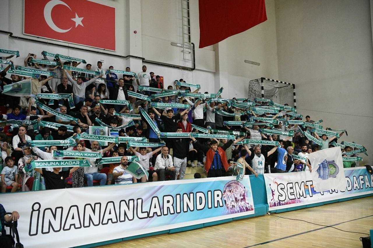 Çayırova Belediyesi, Türkiye Basketbol 1. Lig’ine yükselmeyi garantiledi