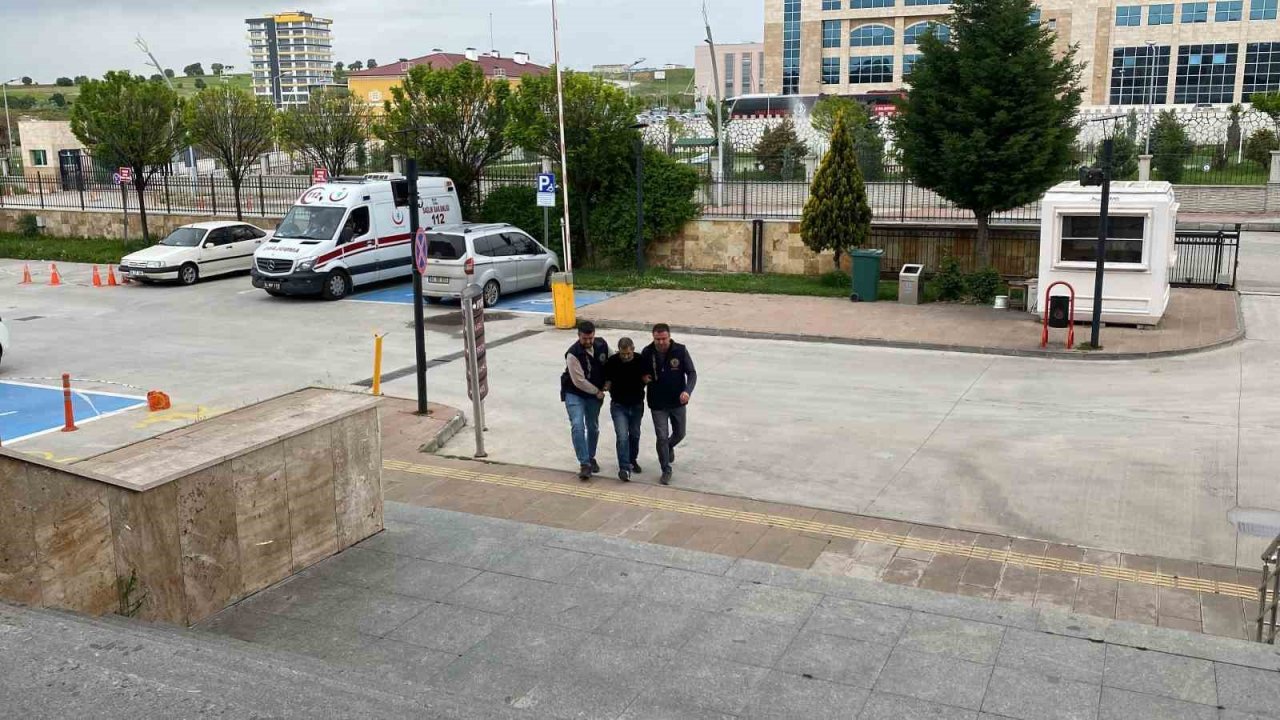 Masaj salonunda 1 kişiyi öldürüp 1 kişiyi yaralayan şüpheli tutuklandı