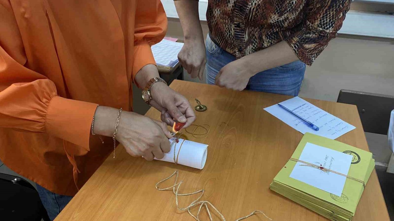 Diyarbakır’da sandıklar kapandı oy sayımı başladı