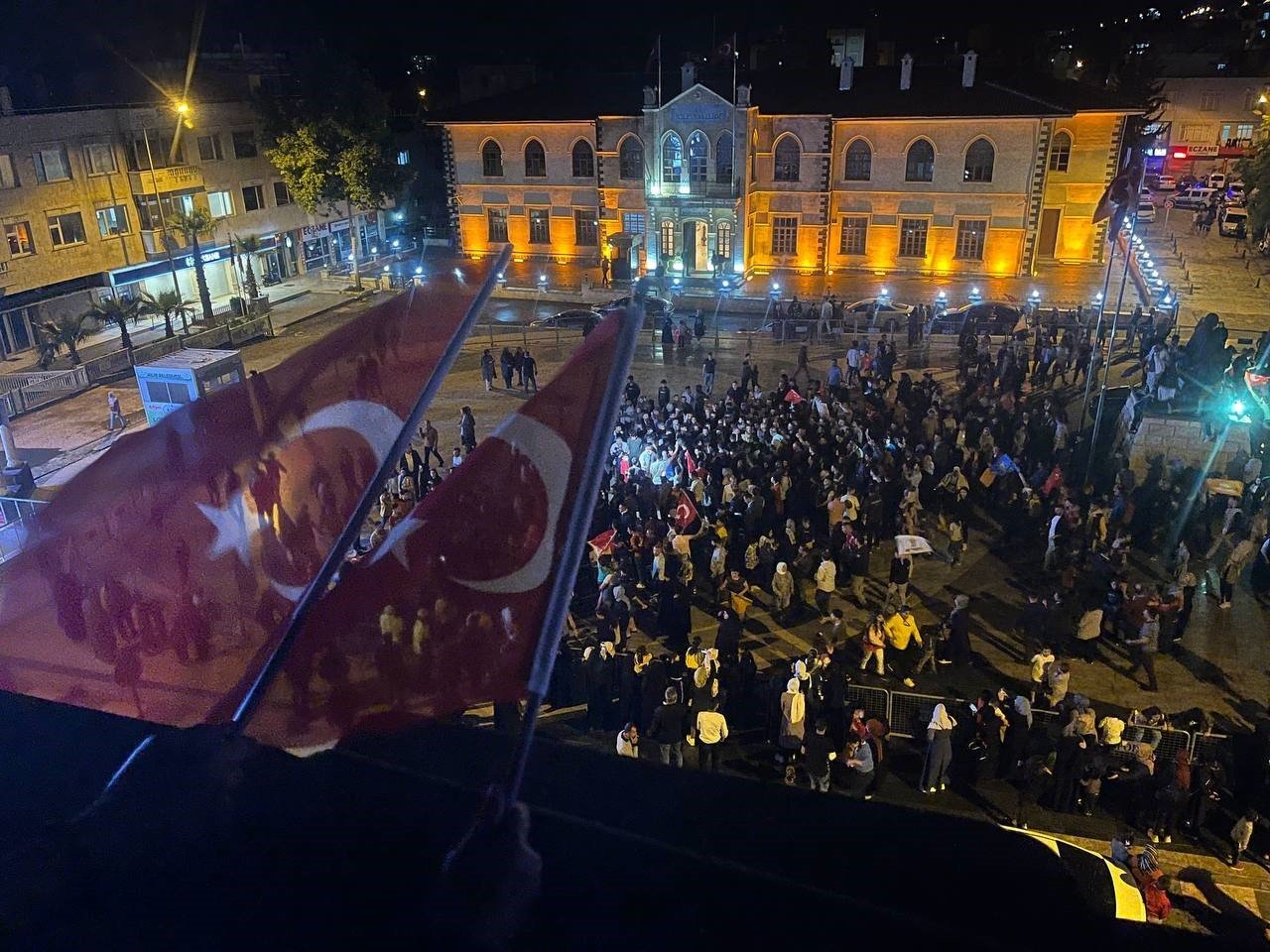 Erdoğan’ın zaferi Kilis’te coşkuyla kutlandı