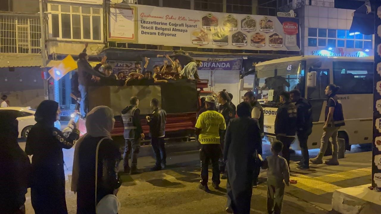 Erdoğan’ın zaferi Kilis’te coşkuyla kutlandı