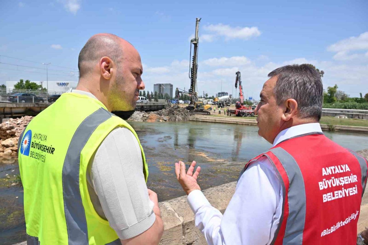 Cırnık Köprüsü’nde 150 günlük çalışma süresi aşağı çekildi
