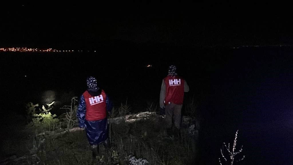 Kayıp kadın dağ taş aranıyor