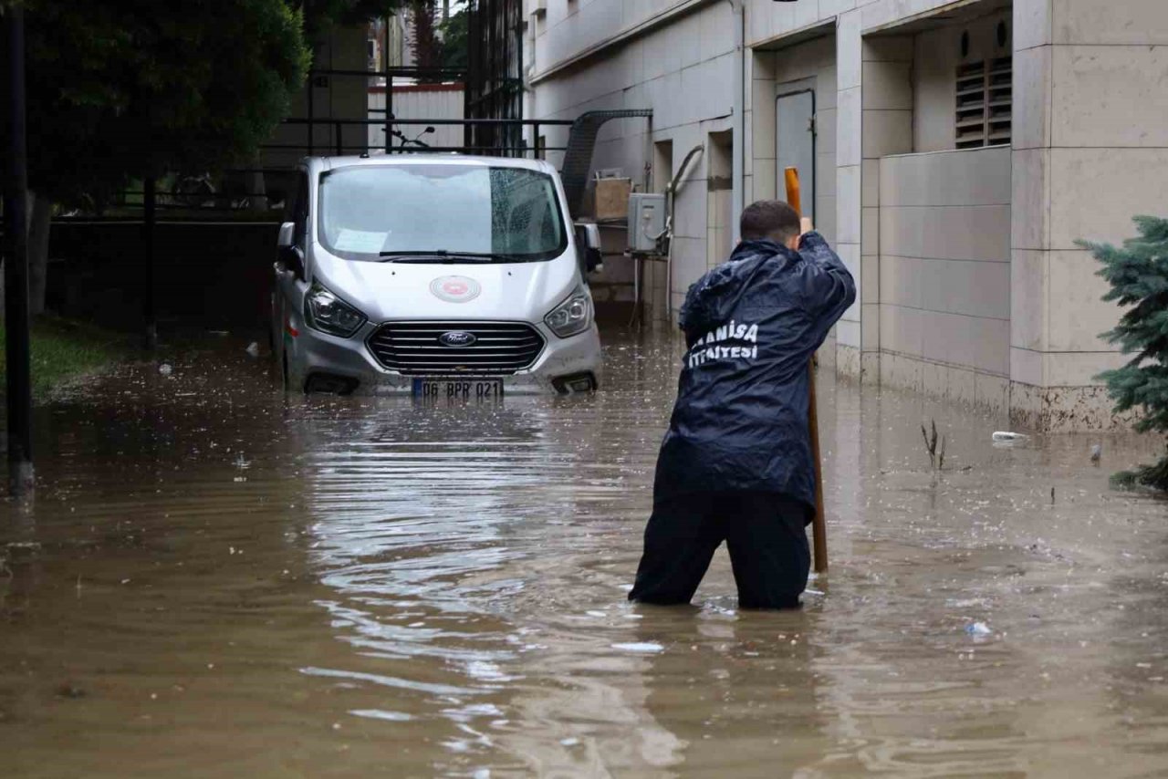 Turgutlu yağmura teslim