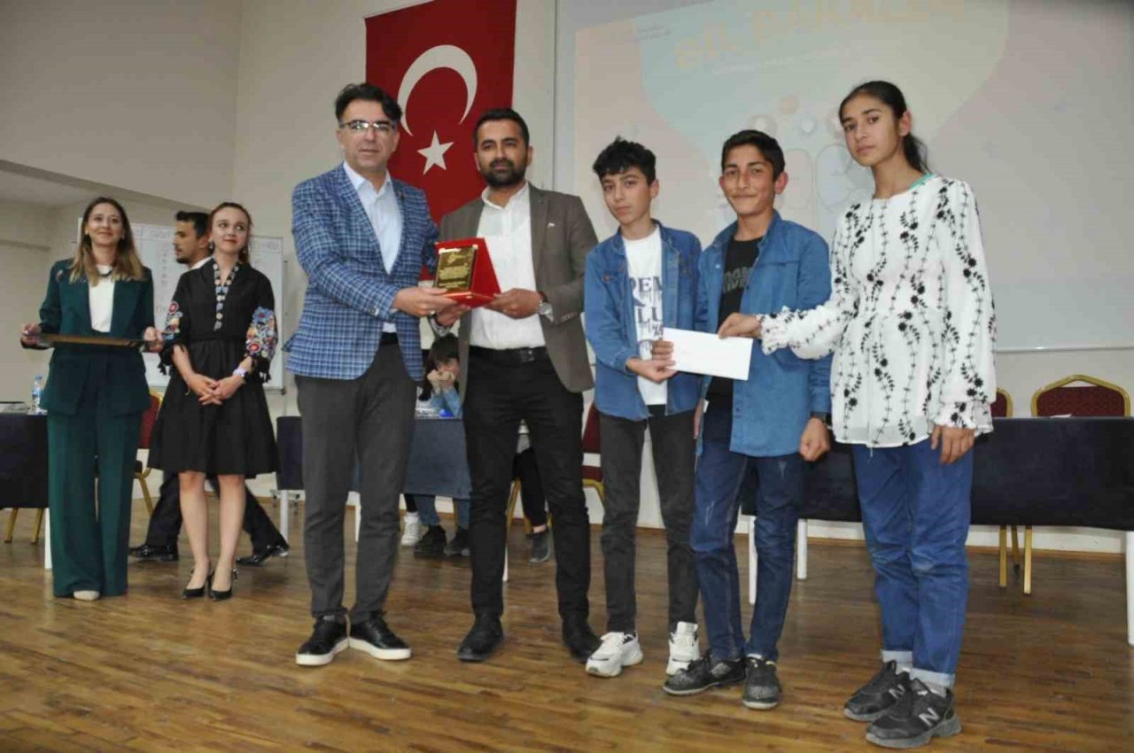 Bulanık’ta “Gençlik Haftası Satranç Turnuvası” yapıldı