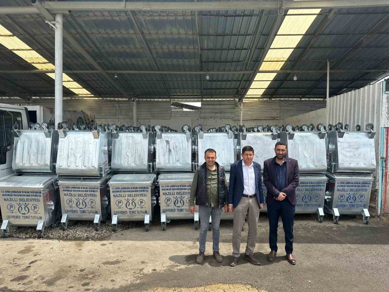 Nazilli’ye bakanlıktan 505 yeni çöp konteyneri