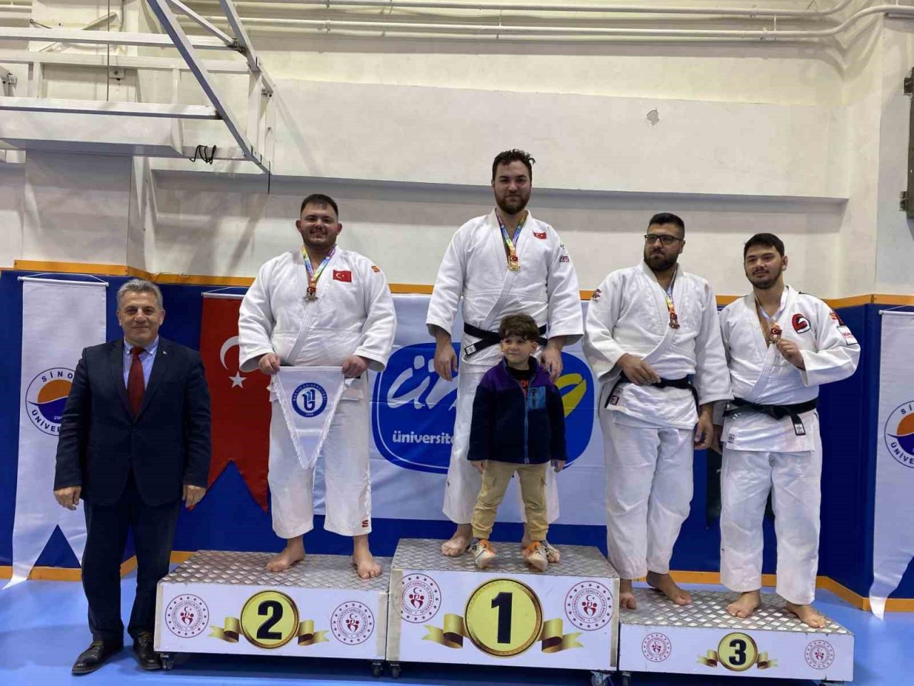 BARÜ’ye ÜNİLİG Judo Türkiye Şampiyonasından madalya