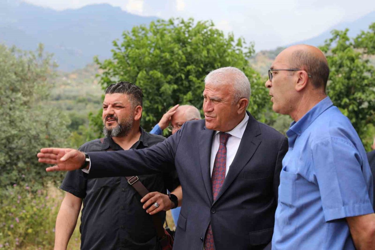 Başkan Atay, Tralleis’teki çalışmaları yerinde inceledi