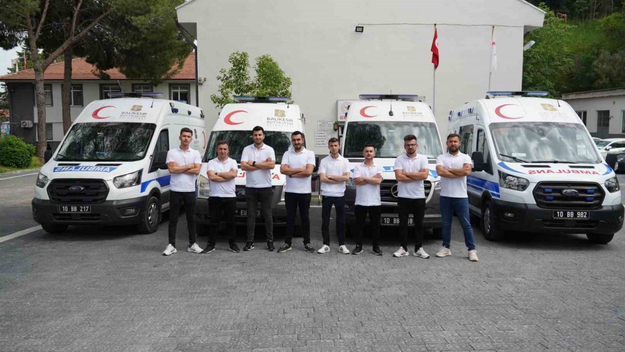 Balıkesir Büyükşehir’in ambulansları Hızır gibi