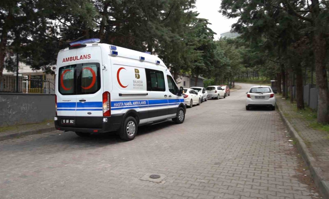 Balıkesir Büyükşehir’in ambulansları Hızır gibi