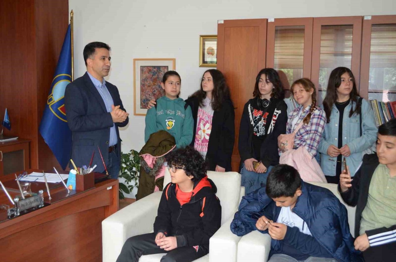 Müzeler Haftası Eğitim Fakültesi ve Çağdaş Sanatlar Müzesi’nde kutlandı