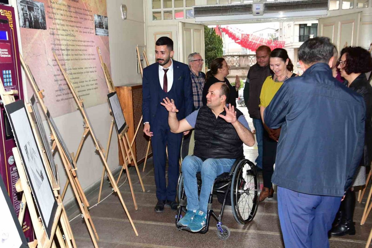 Engelli sanatçılar Doğan ve Elaldı’dan karma sergisi