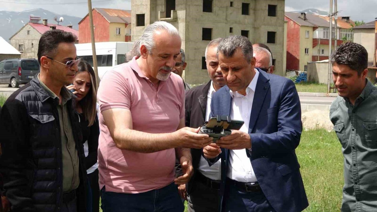 Yüksekova’da zirai mücadelede dron dönemi