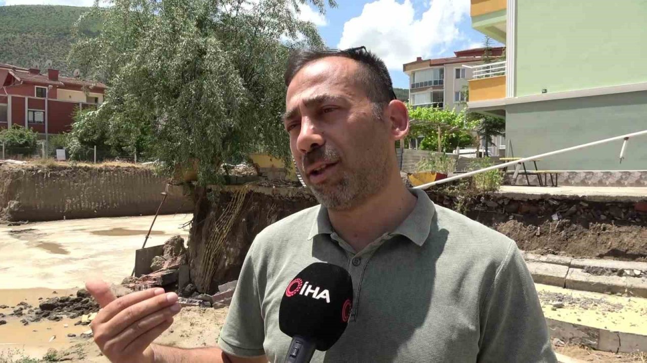 Yanında inşaata başlanan apartmanın bahçe duvarı çöktü