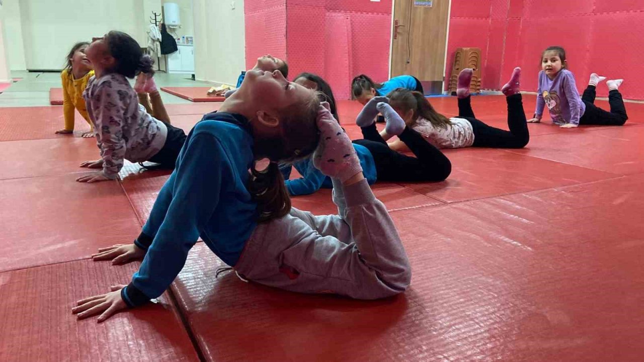 İlkokul öğrencileri sporun her dalı ile buluşacak