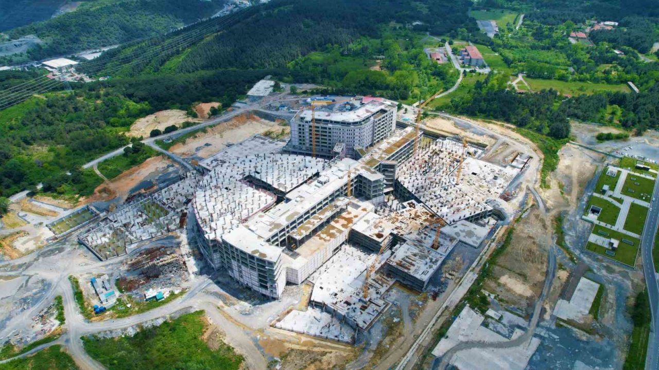 İstanbul Tıp Fakültesi’nin yeni sağlık üssü Hasdal’da yükseliyor: İlk etabı 2024’te bitecek