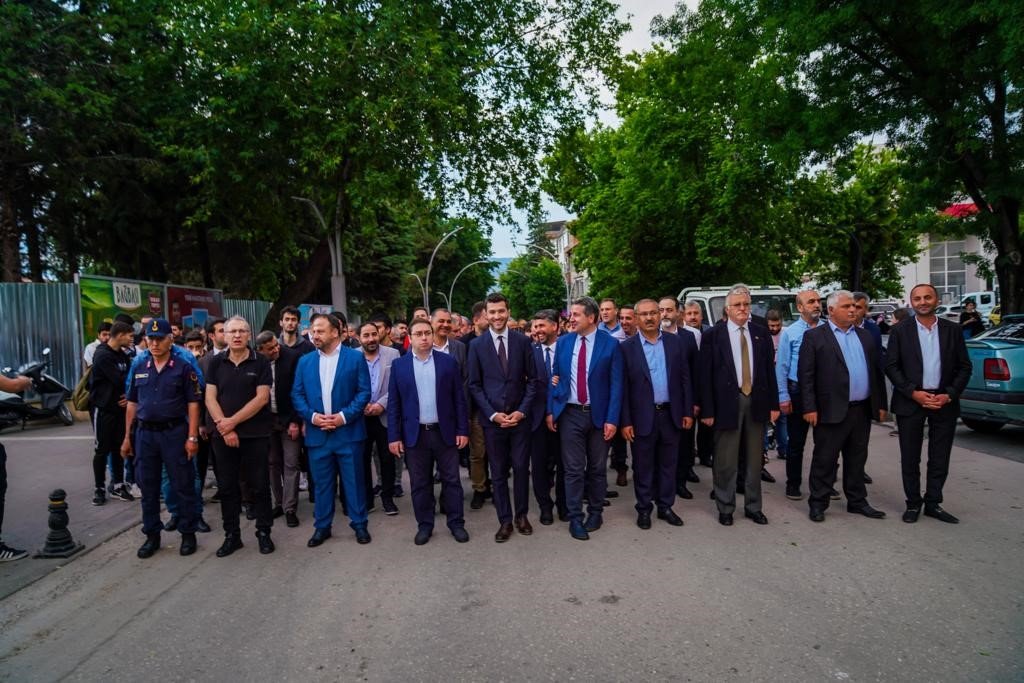 İstanbul’un fethinin 570’inci yıl önümü Erbaa’da coşkuyla kutlandı