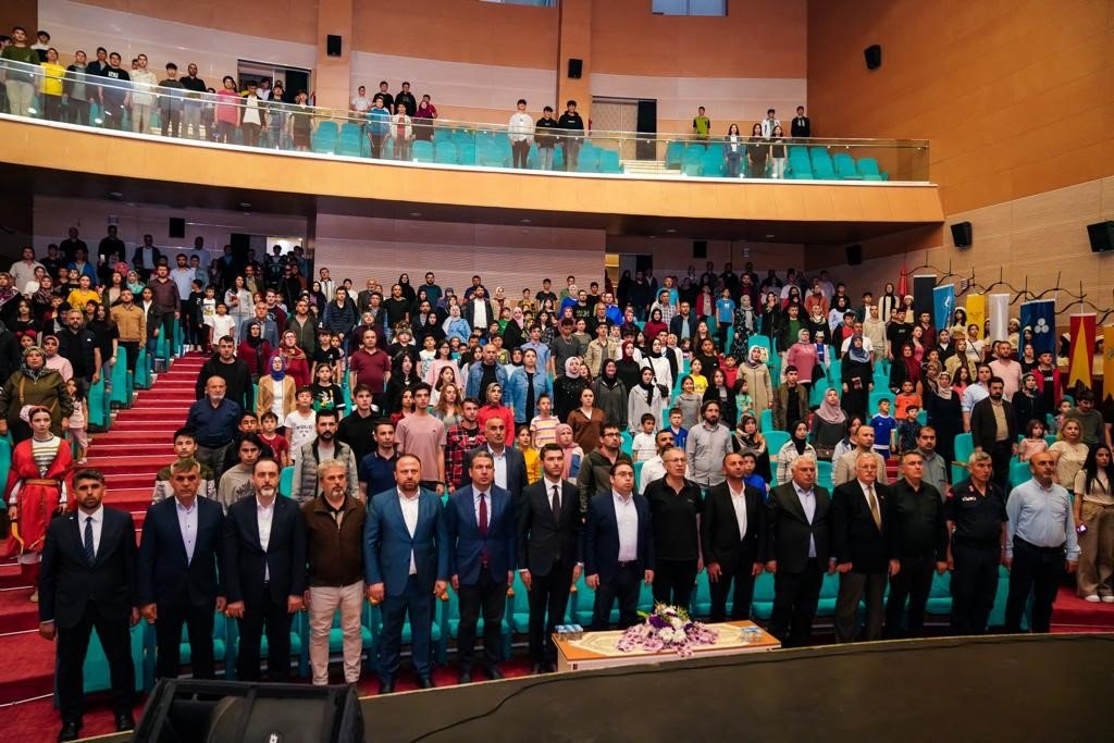 İstanbul’un fethinin 570’inci yıl önümü Erbaa’da coşkuyla kutlandı