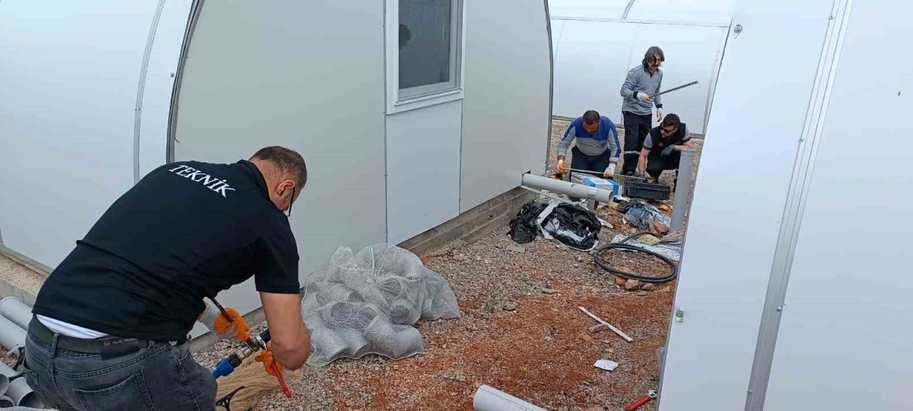 Büyükkılıç: "Elbistan’a 100 konteynerlik modern kent çalışmalarımız sürüyor"