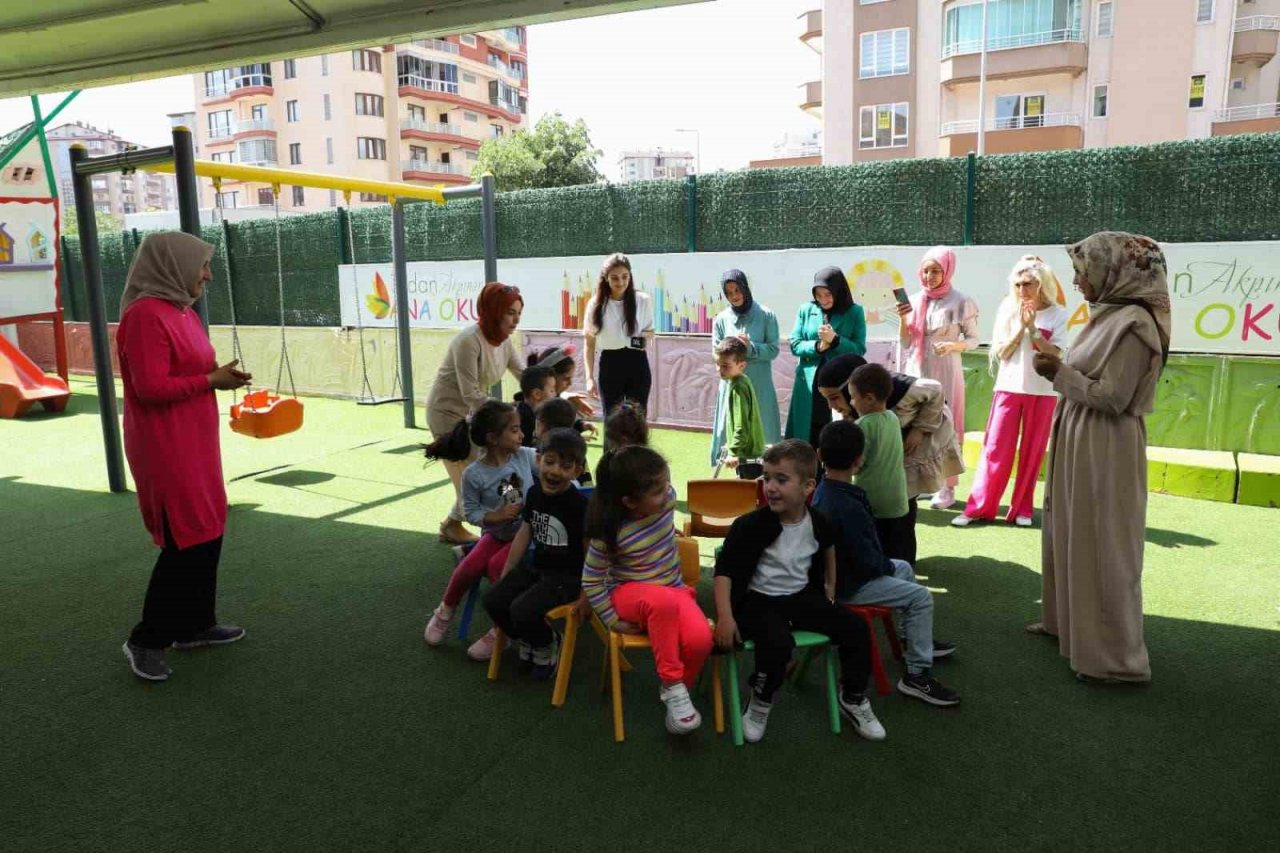 KAYMEK’ten çocuk bakım elemanı kursiyerlerine keyifli eğitim