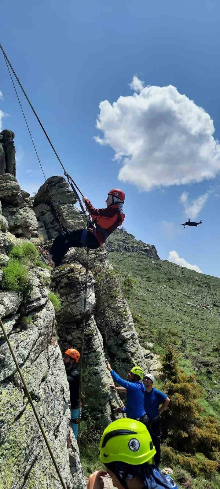 Yaz Dağcılık Eğitimi Tamamlandı