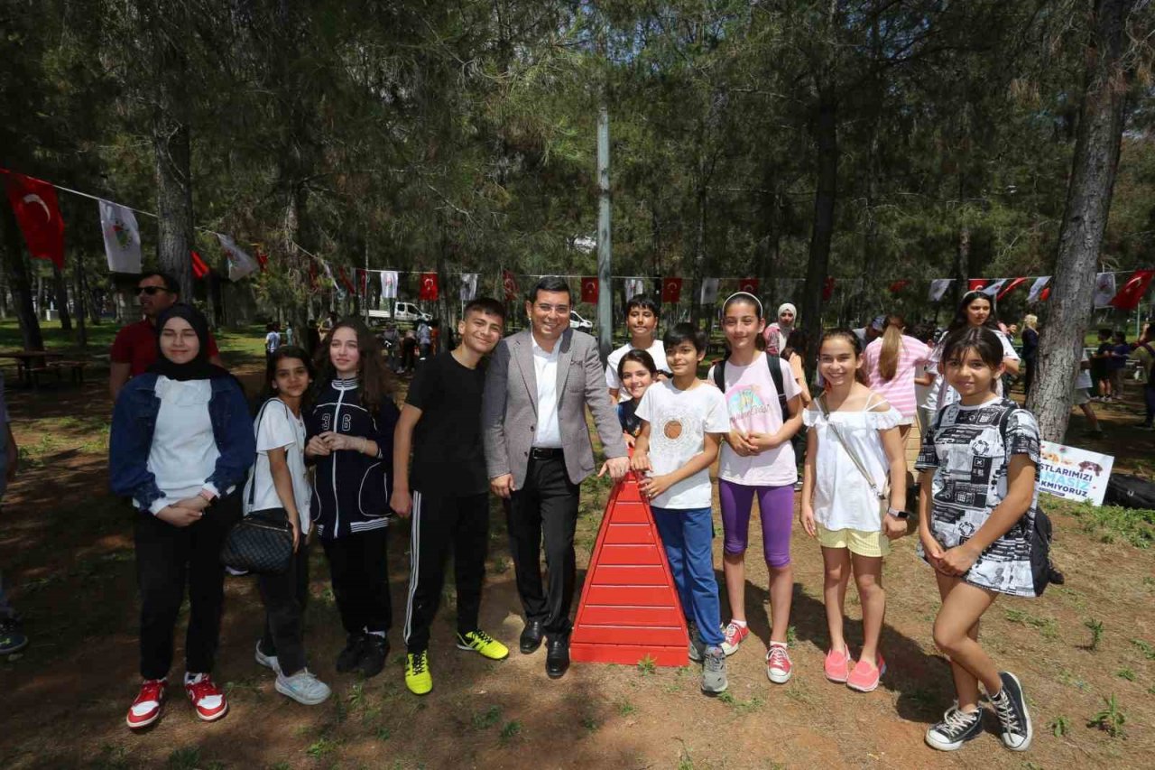 Kepez’in Pati Atölyesi’nden sokak hayvanlarına yuva