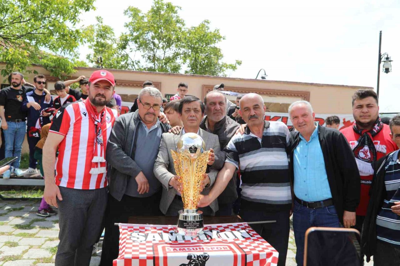 Samsunspor’un şampiyonluk kupası Kavak’ta