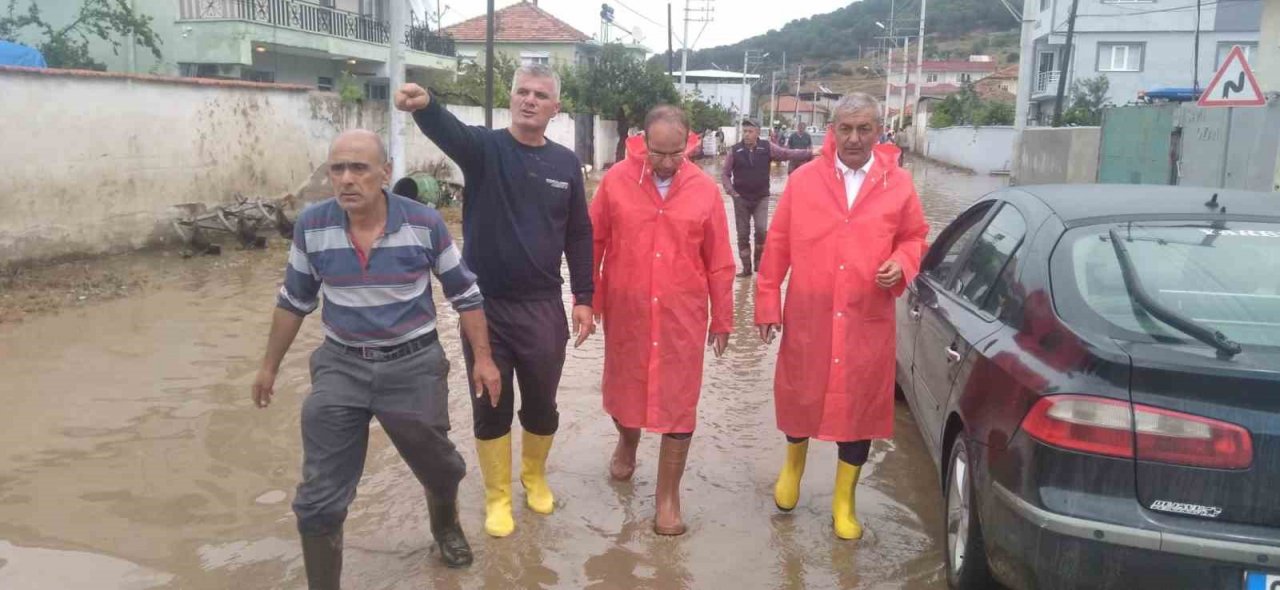 Koçarlı Yeniköy’ü ikinci kez sel vurdu
