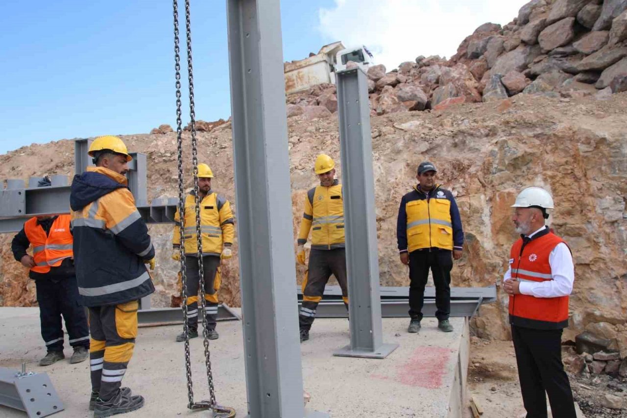 Başkan Çolakbayrakdar: "Konkasör Tesisiyle daha hızlı, daha ekonomik, daha kaliteli üretim olacak"