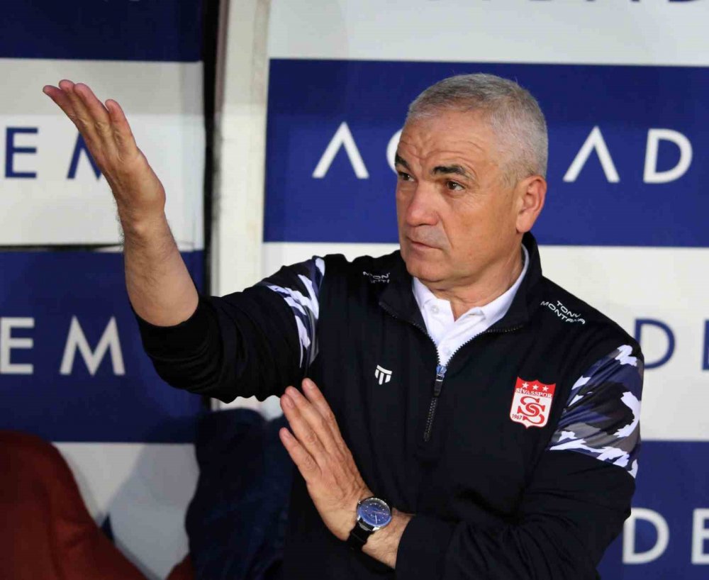 Konyaspor'dan Sivasspor'a 3 puan hediye