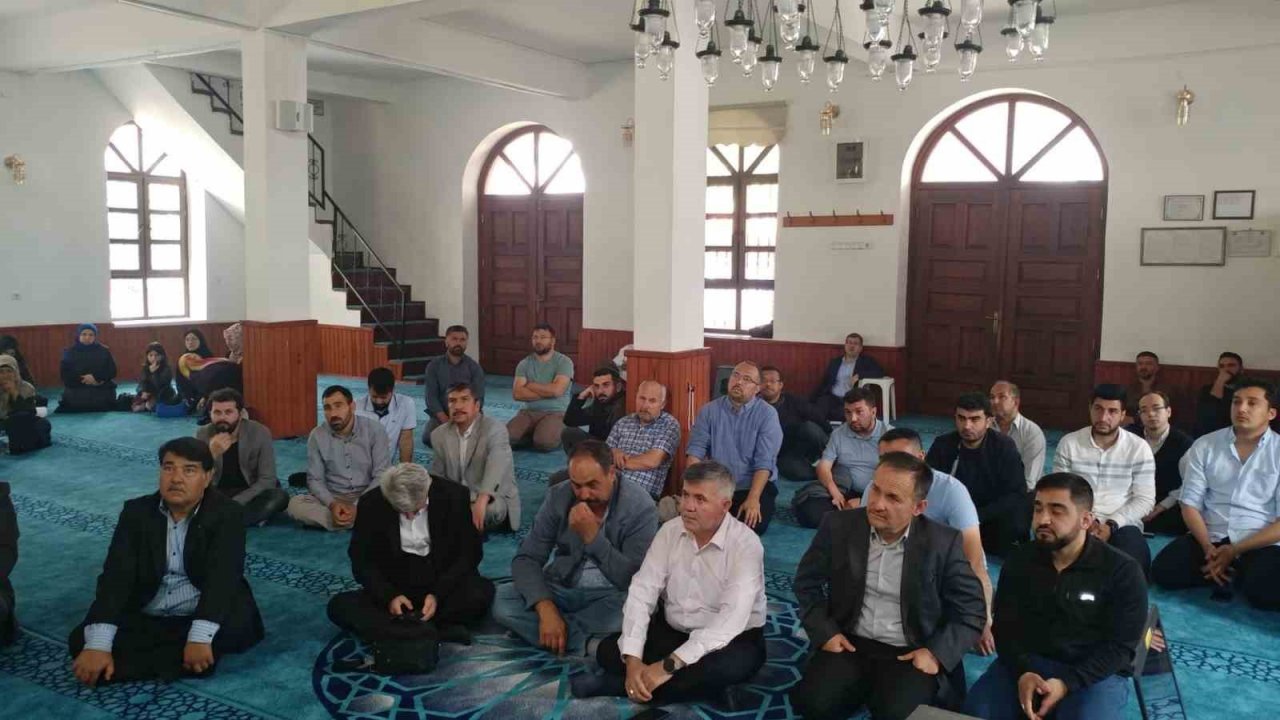 Köyceğiz’de din görevlilerine bağımlılıkla mücadele semineri verildi