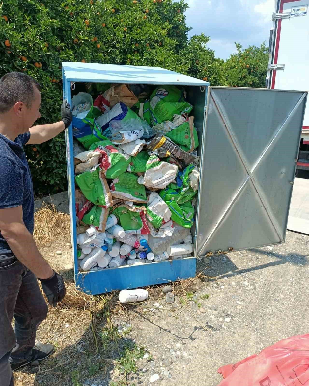 Köyceğiz’de yıllık yaklaşık 4 bin kg zehirli atık toplanıyor