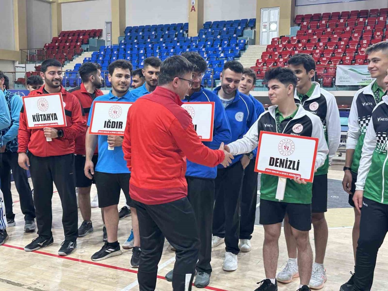 Yurtlar arası masa tenisi turnuvası Düzce’de başladı