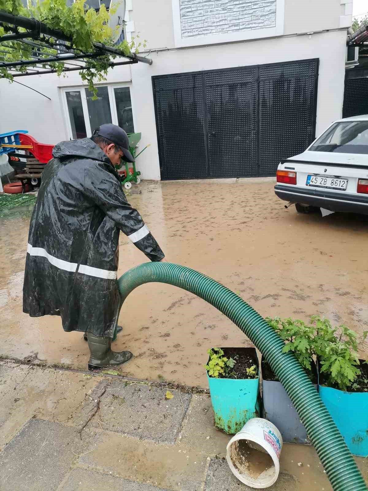 Başkan Ergün seçim sonuçlarını ve su baskınlarını değerlendirdi